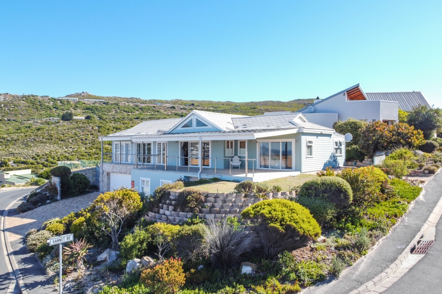 3 Bedroom Property for Sale in Glen Marine Western Cape